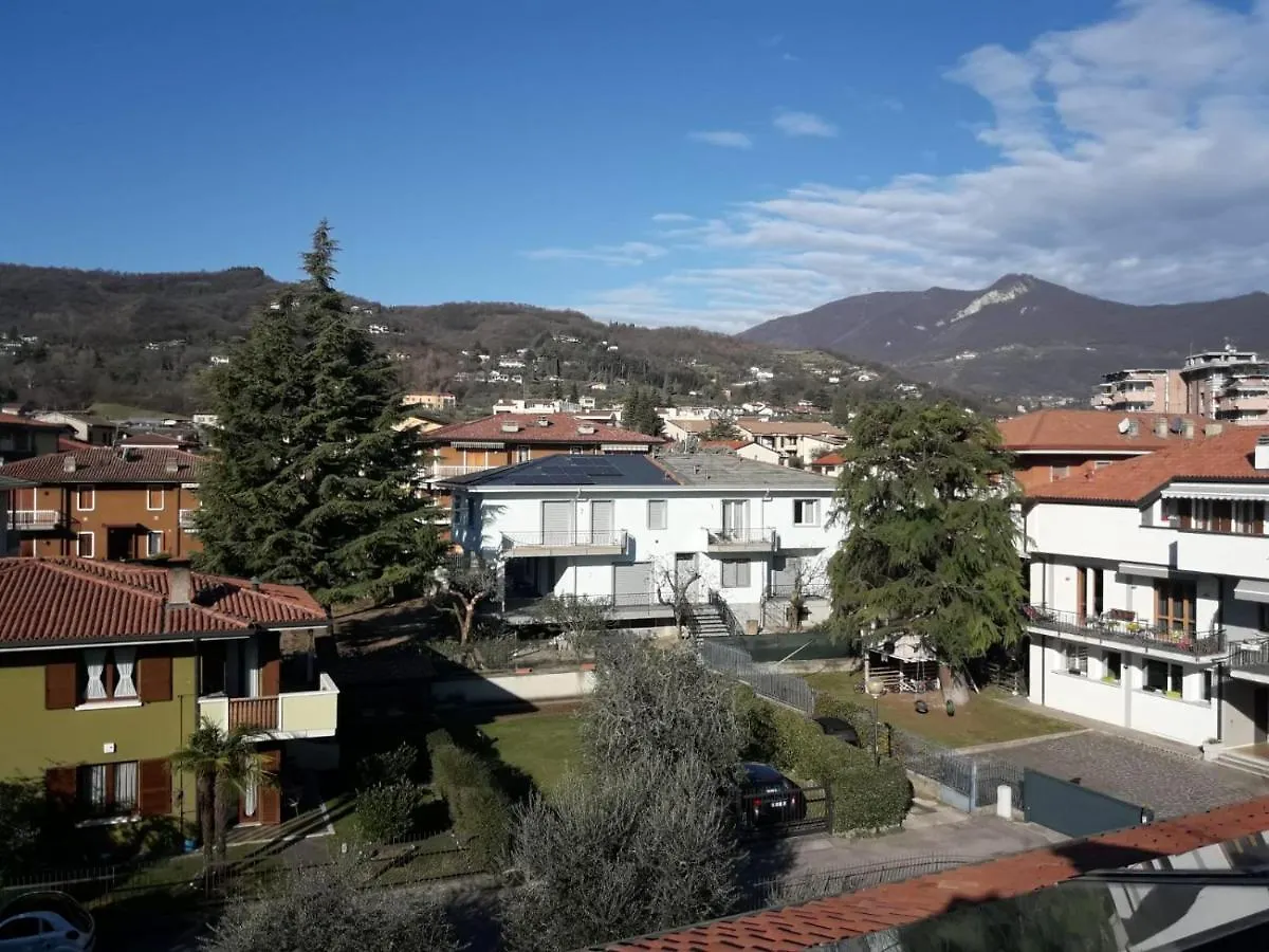 Apartment Appartamento Chiara Saló
